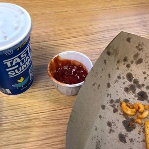 Meet your Posher, Harris